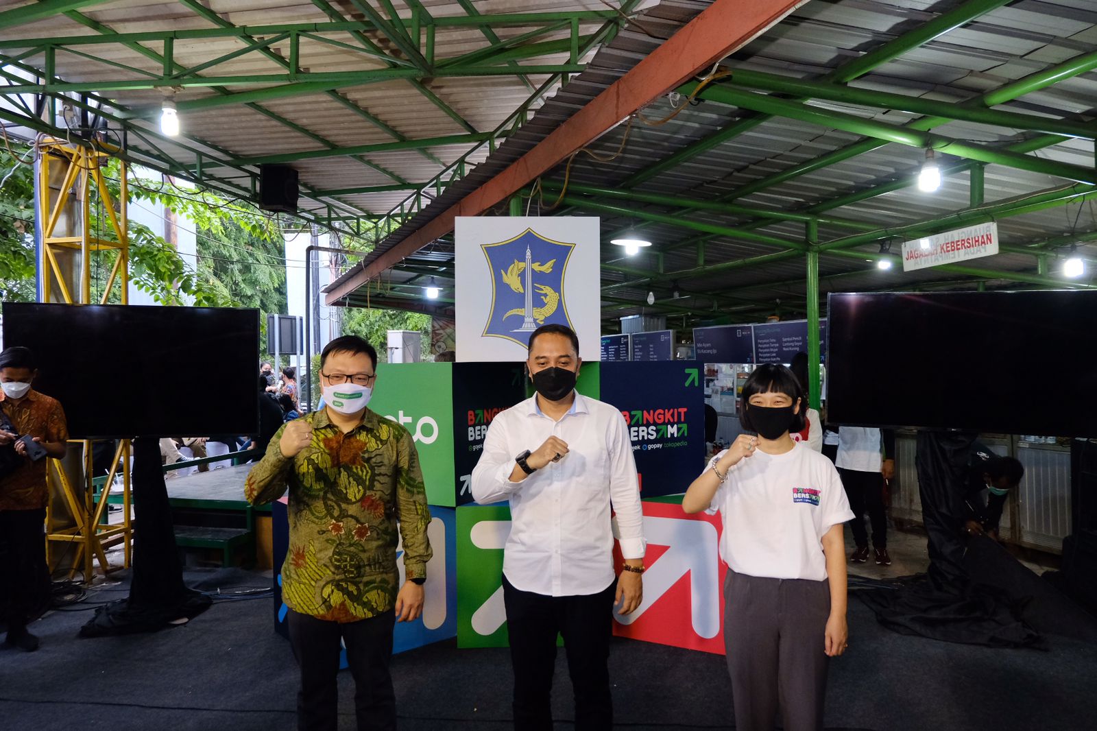 Direct Release: Gerakan #BangkitBersama: GoTo dan Pemkot Surabaya Ajak UMKM Manfaatkan Ekosistem Digital untuk Bangkit dari Pandemi 3 BangkitBersama GoTo Surabaya 8 Nov 2021 1