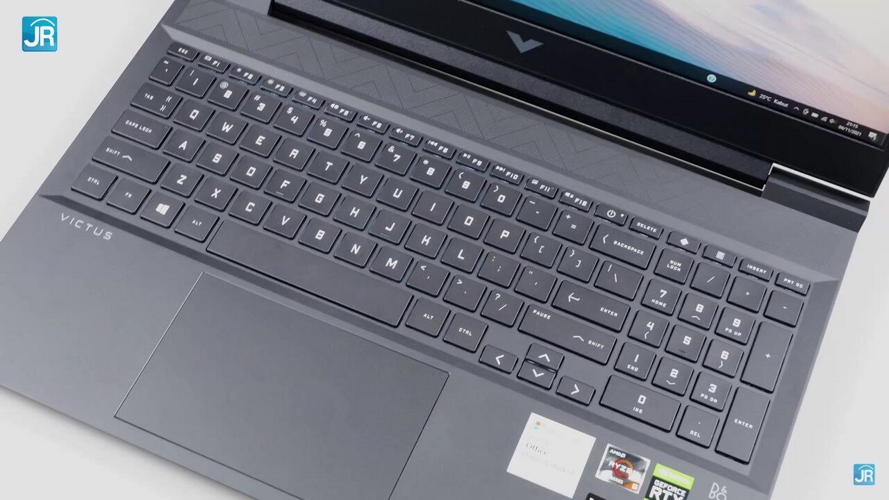 Review Victus by HP 16-e0088AX: Murah, Kencang, dan Dingin 12 Review Victus by HP 16 e0088AX