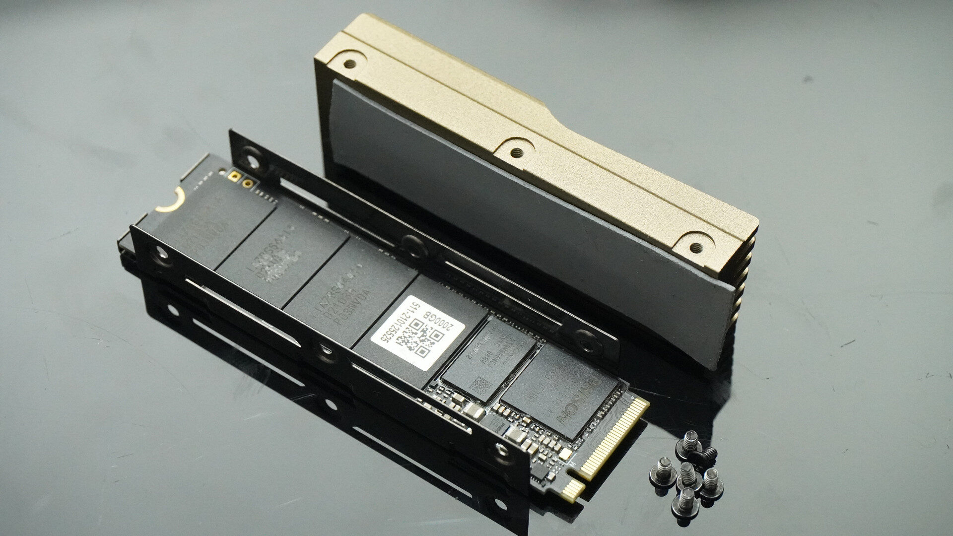 Review MSI Spatium M480 2T: Mencoba SSD Sultan! 5 DSC01696