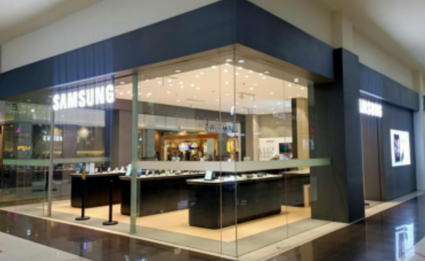 Direct Release: Erajaya Digital Serentak Resmikan 4 Outlet Baru 32 erajaya outlet
