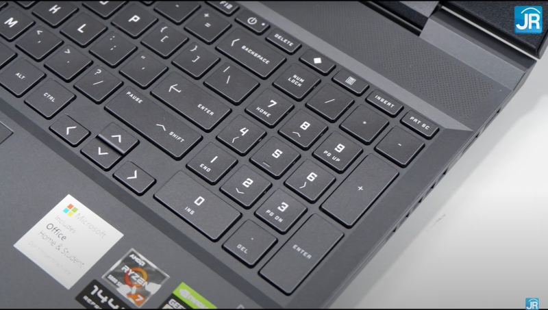 Review Victus by HP 16-e0084AX: Laptop Gaming Kencang, Dingin dan Terjangkau dengan AMD Ryzen 7 17 keyboard 1