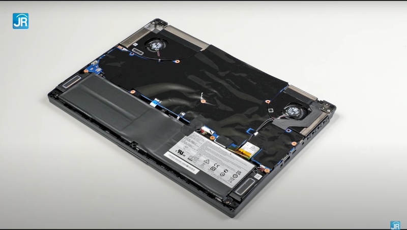 Review MSI Delta 15 A5EFK-050ID: Laptop Gaming AMD Advantage yang Kencang dan Tidak Mahal 3 jeroan