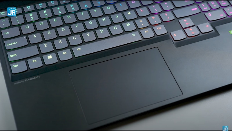 Review Lenovo Legion Slim 7 AMD: Laptop Tipis nan Kencang dengan Ryzen dan GeForce RTX 23 touchpad 5