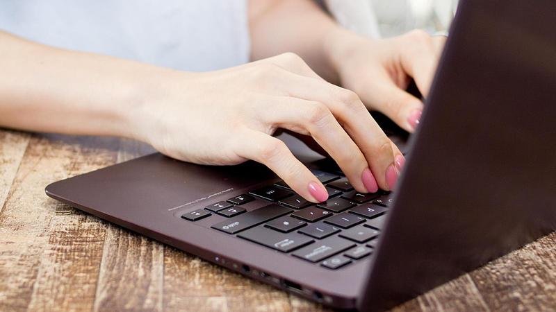 Riset: Laptop Windows Alami Peningkatan di 2021, Chromebook Malah Loyo 12 laptop windows