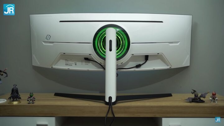 Review Monitor Gaming Samsung Odyssey G9 2021