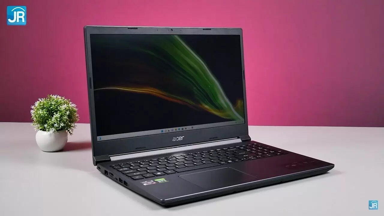Review Acer Aspire 7 (A715-42G): Sekencang Laptop Gaming, Harga Bersahabat 1 Review Acer Aspire 7 (A715-42G)
