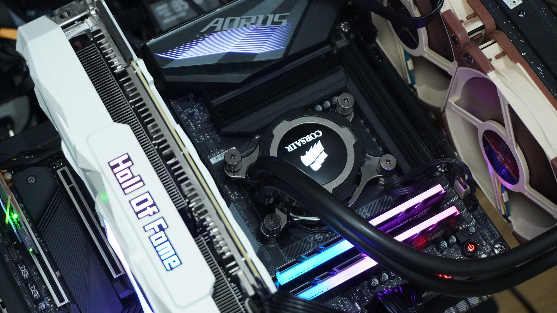 Review AMD Ryzen 7 5800X3D : Zen3 dengan 3D V-Cache, Flagship Gaming CPU untuk AM4 12 DSC02443 Testbed