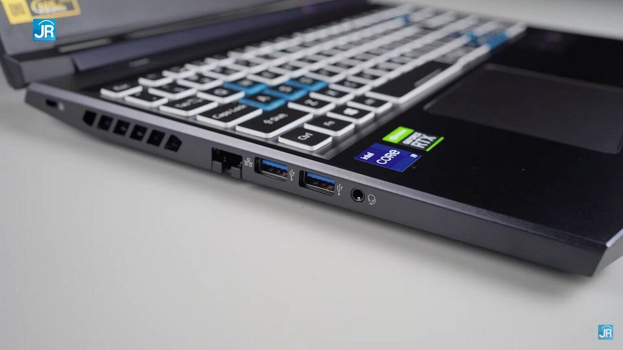 Review Acer Predator Helios 300 (PH315-54-94U7): Laptop Gaming Monster yang Serba Bisa! 21 Review Acer Predator Helio 300 (PH315-54-94U7)