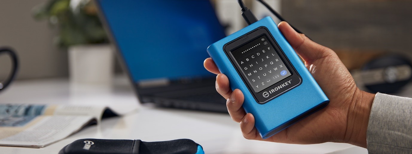 Kingston Rilis SSD External Terenkripsi dengan Layar Sentuh 4 Kingston SSD External Layar Sentuh