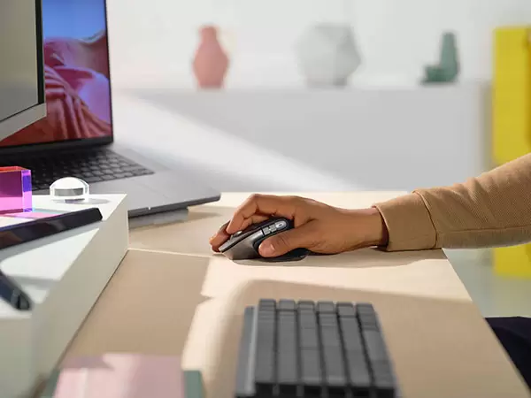 Direct Release: Rasakan Performa Keyboard Mekanik MX Pertama dari Logitech 2 MX Master 3s 1