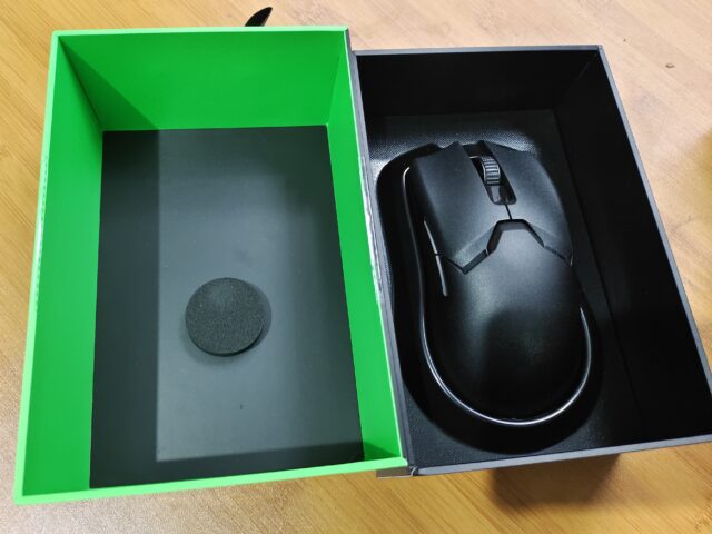 Review Razer Viper V2 Pro: Sangat Ringan dan Responsif! 2 review Razer Viper v2 Pro