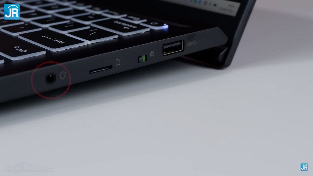 Review MSI Summit E14 EVO A12M: Laptop Tipis 12 Core Paling Murah 11 review MSI Summit E14 Evo A12M 30