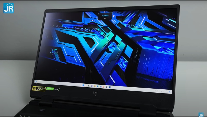 acer Predator Helios 300 30