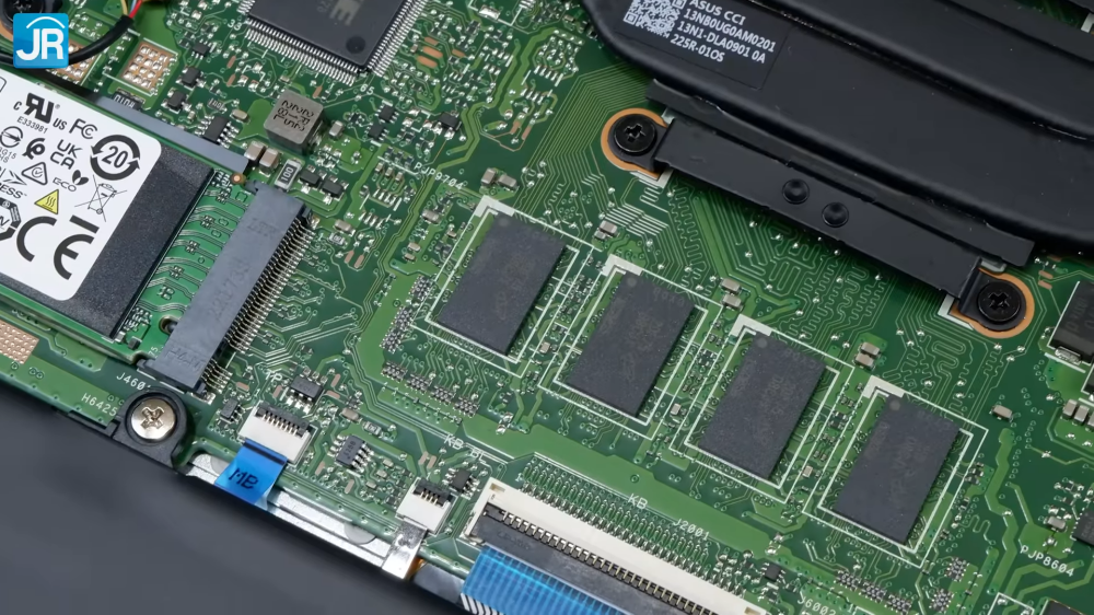 Review ASUS Vivobook Pro 14 OLED M3400: Laptop AMD Ryzen H Series Murah dengan OLED 2.8K 90 Hz 20 ASUS Vivobook Pro 14 OLED M3400 46