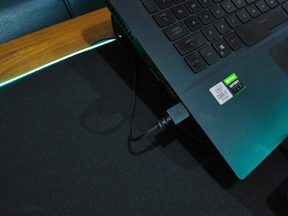 Review Mouse HyperX Pulsefire Haste dan Pulsefire Mat RGB XL: Kombinasi Pas buat Para Gamer 10 review mouse HyperX Pulsefire Mat RGB XL