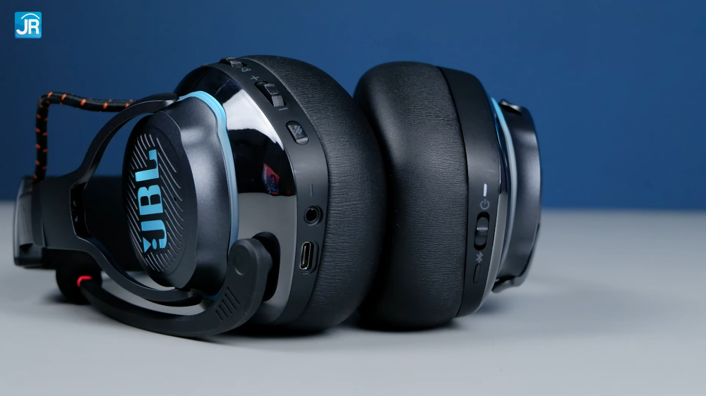 Review Headset Gaming Serba Bisa: JBL Quantum 810 + Quantum Stream 2 JBL Quantum 810 Quantum Stream 29