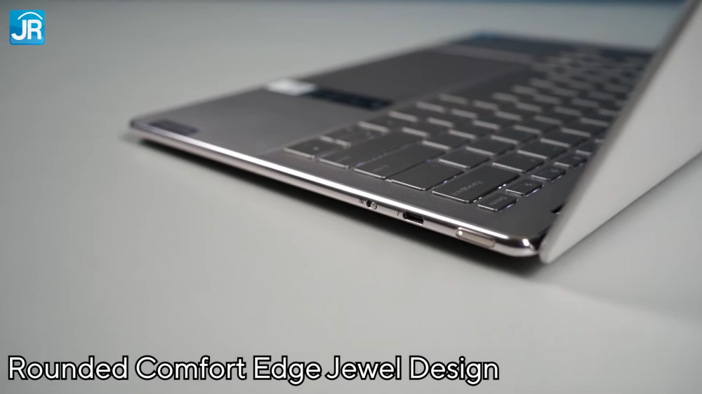 Review Lenovo Yoga Slim 9i 14IAP7 (2022): Laptop Tipis dan Ringan Kelas Teratas dari Lenovo 11 Lenovo Yoga Slim 9i 14IAP7 12