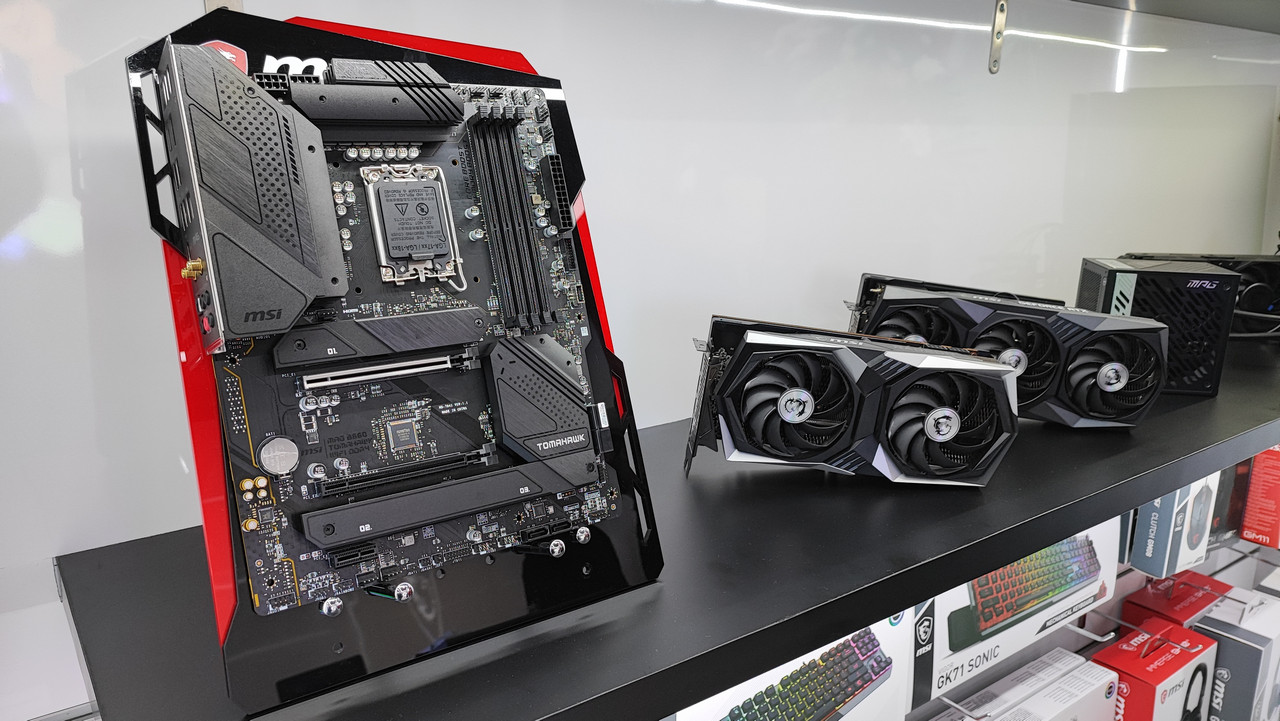Toko MSI Arena PIK Resmi Dibuka, Flagship Store Terbesar Saat Ini 5 MSIArenaPIK 04
