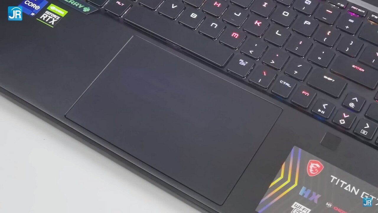 Review MSI Titan GT77 45