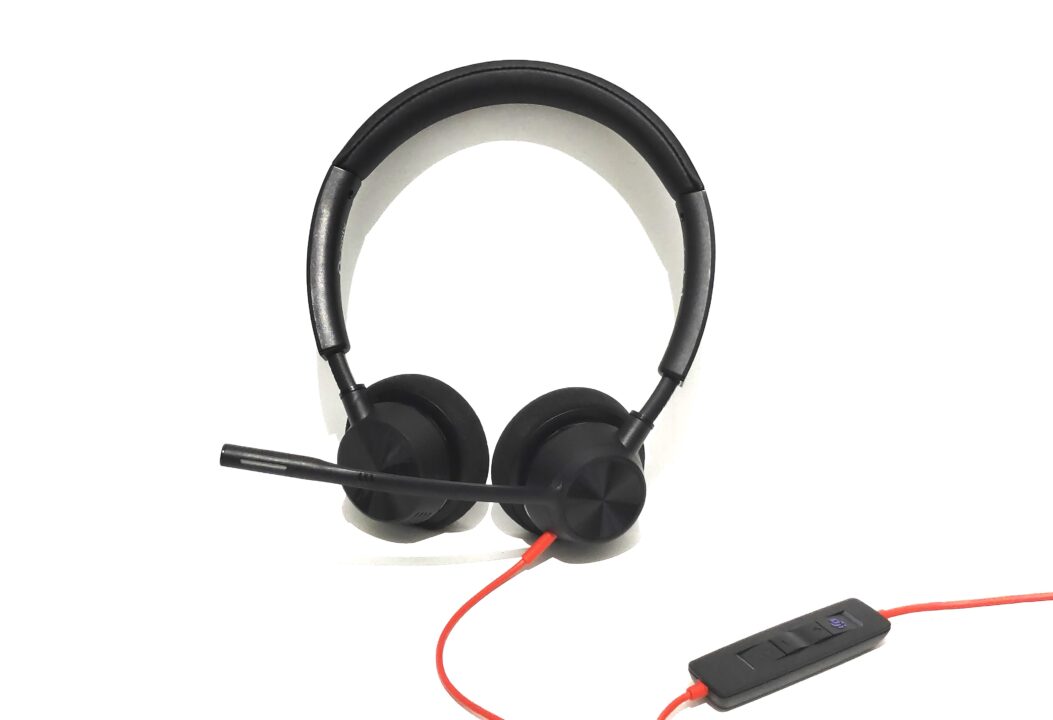 Review Poly Blackwire 3320: Untuk Suara Vokal Terdengar Jelas! 2 Review Poly Blackwire 3320