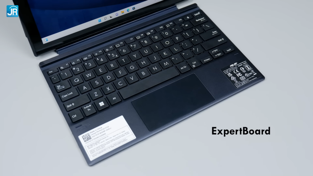 Review ASUS Expertbook B3 Detachable (B3000): Tablet Windows Snapdragon Murah, Baterai Super Awet 26 ASUS Expertbook B3 Detachable B3000 32