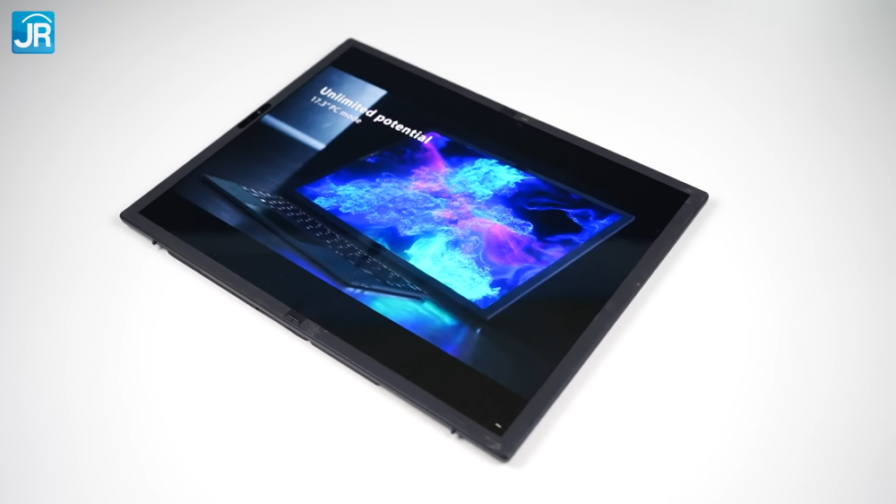ASUS Zenbook 17 Fold OLED UX9702 60