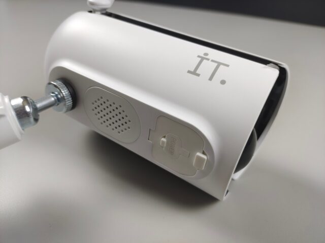 review produk IoT IT Immersive Tech - IT Smart Outdoor Camera