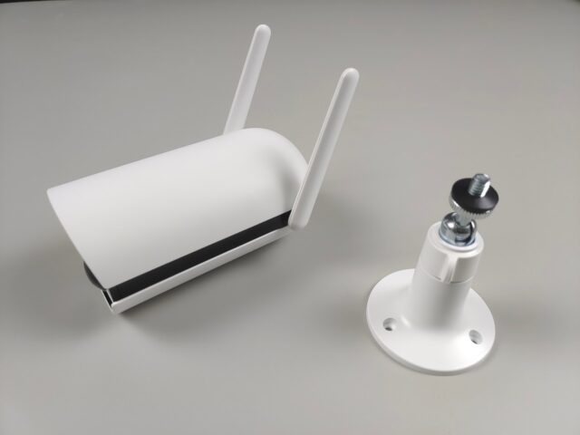 review produk IoT IT Immersive Tech - IT Smart Outdoor Camera