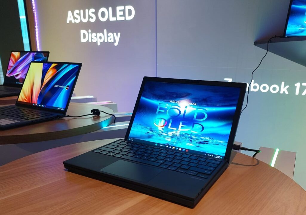 Zenbook 17 Fold OLED Resmi Melenggang di Indonesia, Berapa Harganya? 1 ASUS Zenbook 17 Fold OLED