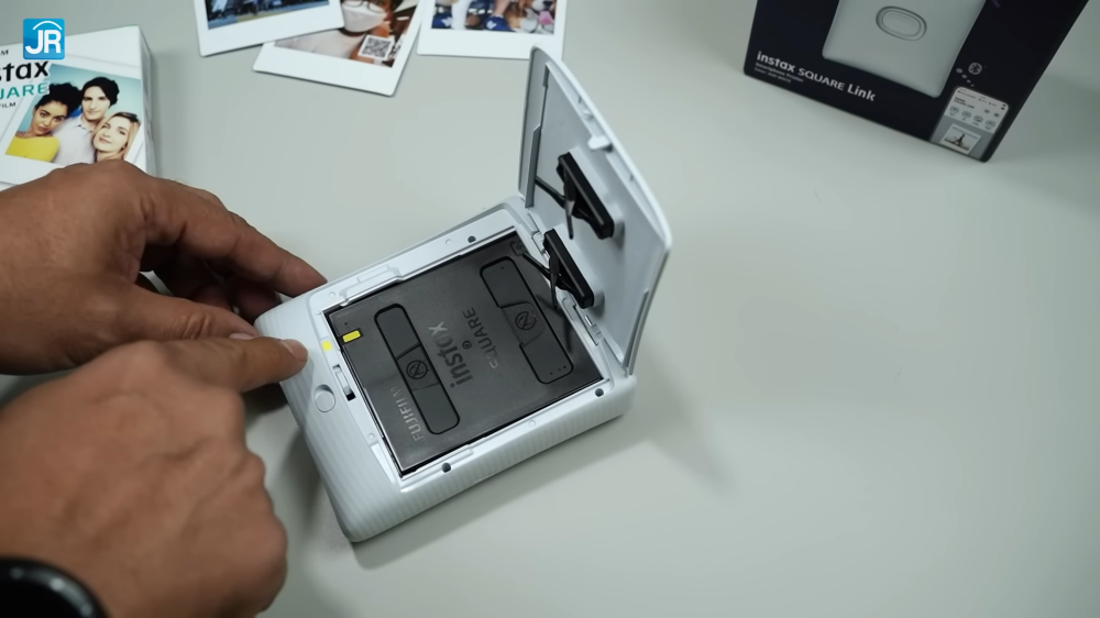 Review Fujifilm instax Square Link: Printer Smartphone Instan 14 Fujifilm instax Square Link 18