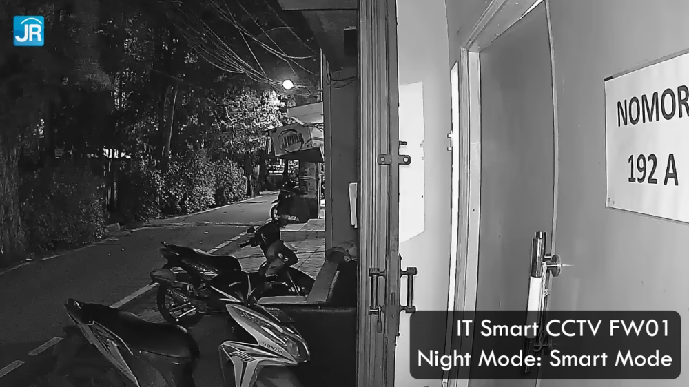 Review IT Smart CCTV FW01: Kamera Outdoor Tahan Air, Full Wireless, Lengkap dengan Floodlight 4 IT Smart CCTV FW01 22