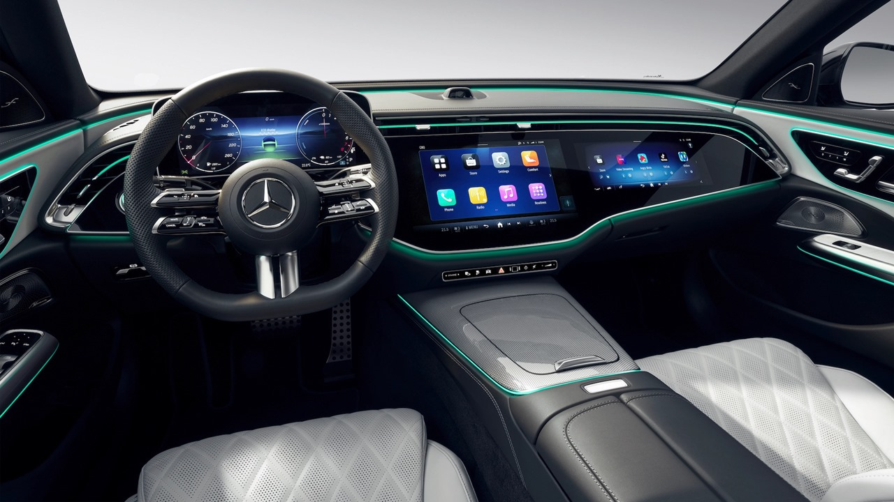 TikTok Bakal Hadir ke Mobil Mercedes-Benz E-Class Terbaru 2 mercedes benz