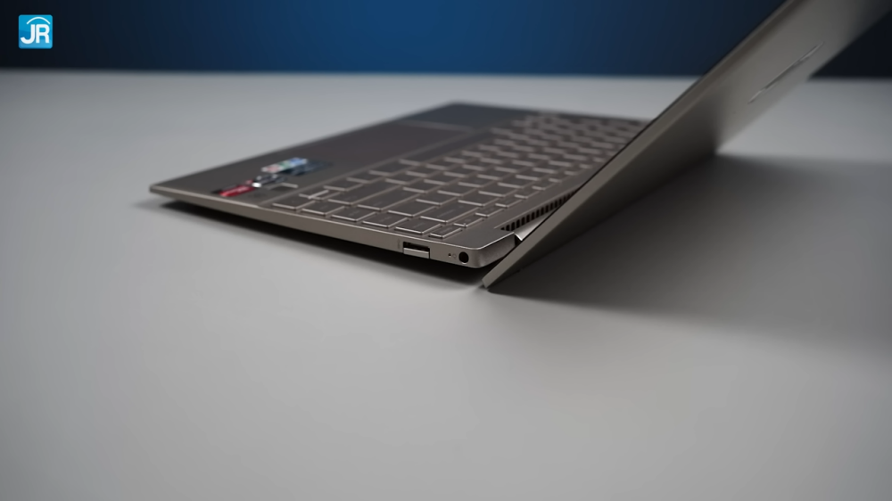 Review HP Pavilion Aero 13-be1001AU: Super Ringan, Tipis, Kencang dan Tetap Terjangkau! 11 HP Pavilion Aero 13 be1001AU 12