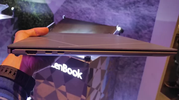 ASUS Zenbook S 13 OLED 1