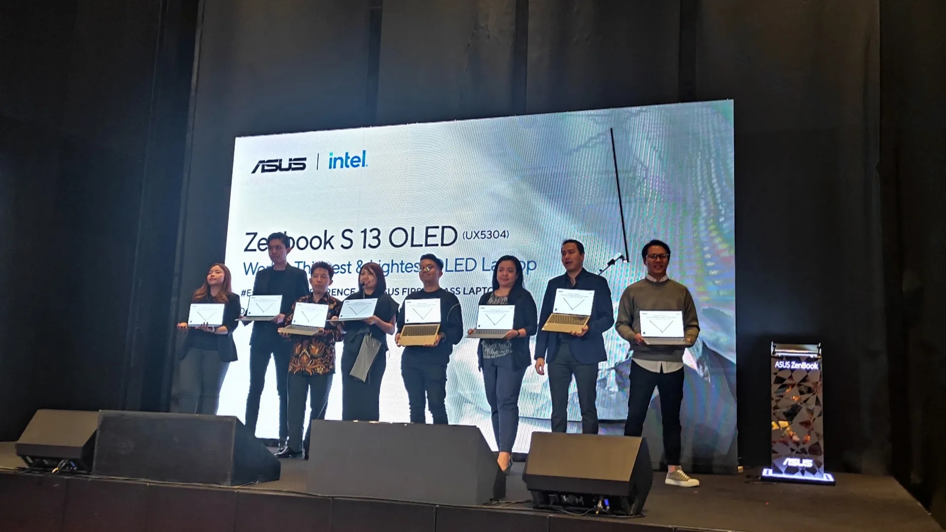 ASUS Zenbook S 13 OLED (3)