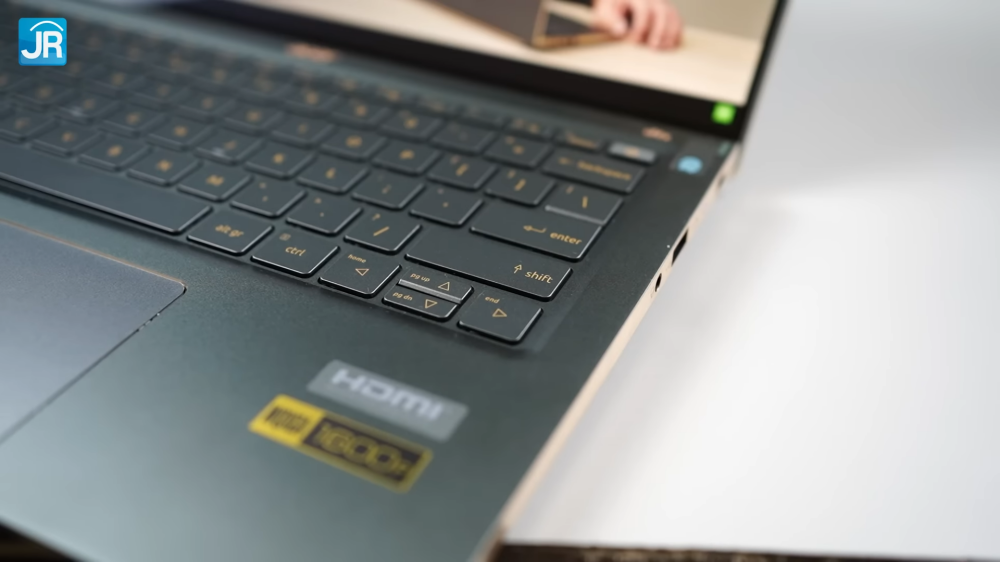 Acer Swift 14 SF14 71T 75UX 24