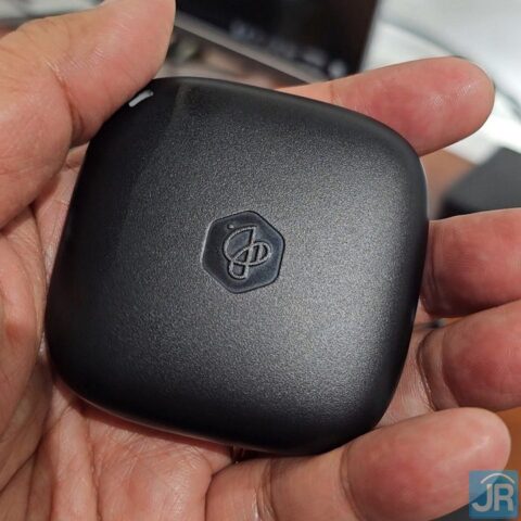 Synology di Computex 2023: AI, Storage Kapasitas PetaByte, dan Drive Portable Baru 8 20230601 164408.mp4 snapshot 00.01.254