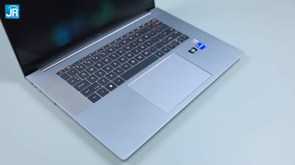 Review HP ZBook Studio 16 Inch Gen 9: Laptop Workstation yang Kencang, Tipis, Ringan, dan Elegan 14 HP ZBook Studio 16 Inch Gen 9 23