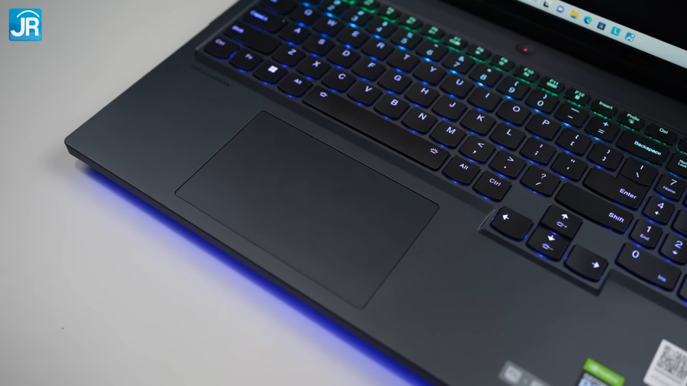 Review Lenovo Legion Pro 7i: Desain Kalem Performa Monster! 14 Lenovo Legion Pro 7i 26