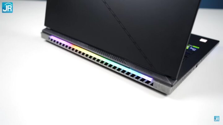 Review ASUS ROG Strix Scar 18 G834JZ 26