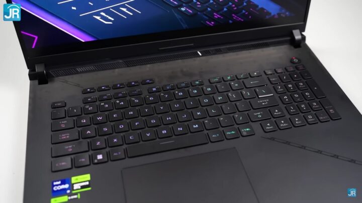 Review ASUS ROG Strix Scar 18 G834JZ 45