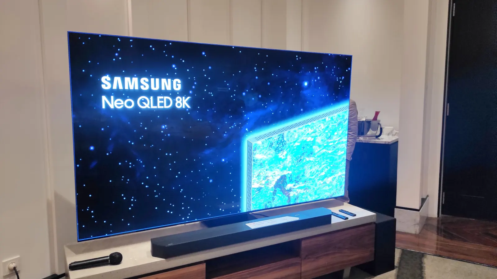 Yuk Intip Fitur-Fitur Menarik yang Ada di Samsung TV Neo QLED 8K 1 Yuk Intip Fitur-Fitur Menarik yang Ada di Samsung Neo QLED 8K TV