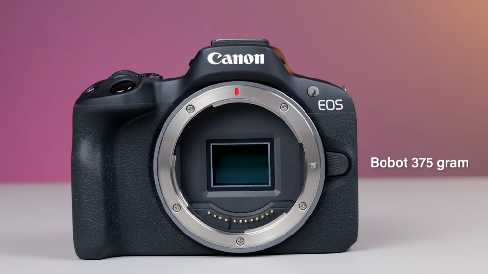 Canon EOS R50 14