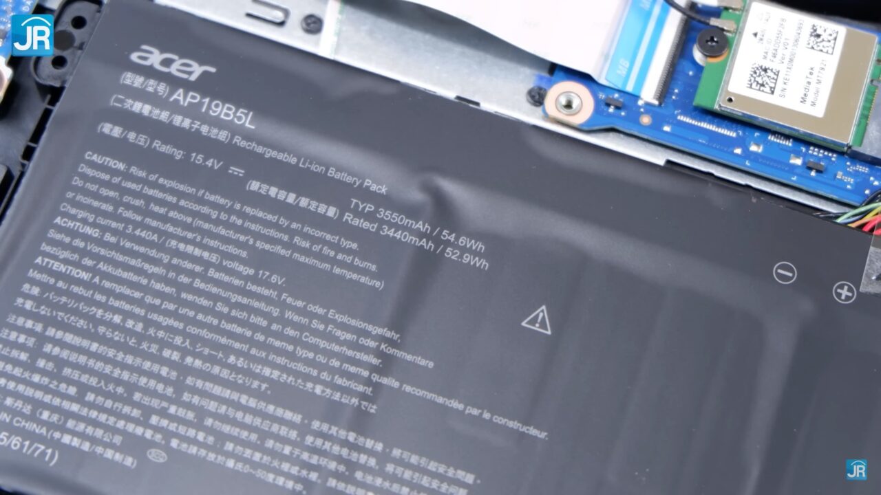 Review Acer Aspire 7 Gaming: Laptop Gaming Harga 10 Juta! 8 Review Acer Aspire 7 Gaming 9