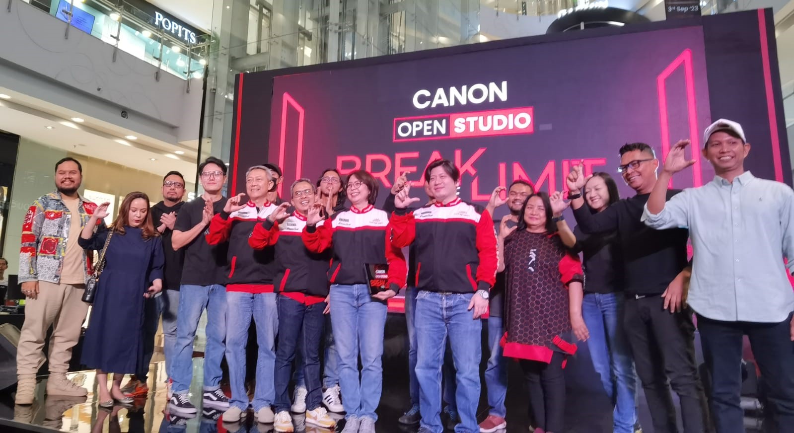 Canon Gelar Canon Open Studio