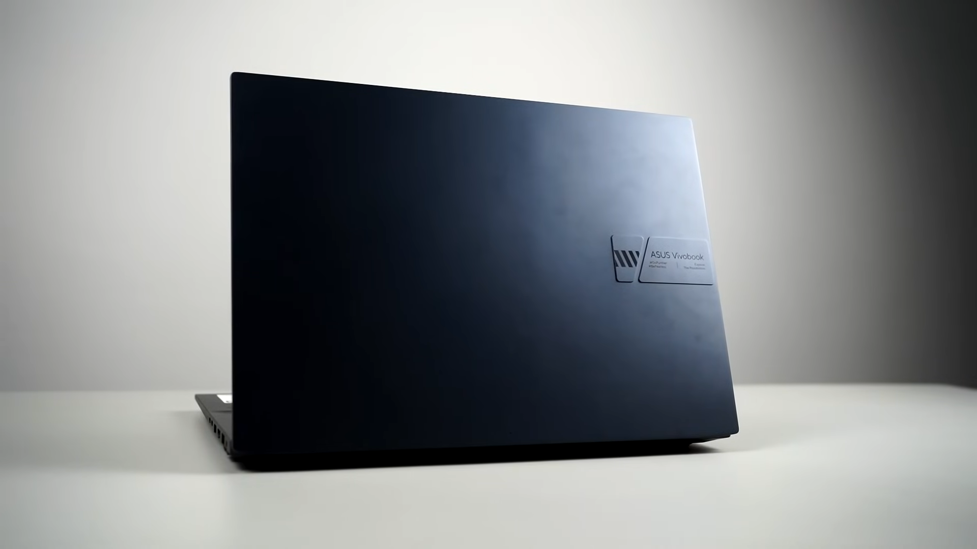 Review ASUS Vivobook Pro 16 OLED (K6602): Laptop Kencang Para Content Creator 2 ASUS Vivobook Pro 16 OLED (K6602)