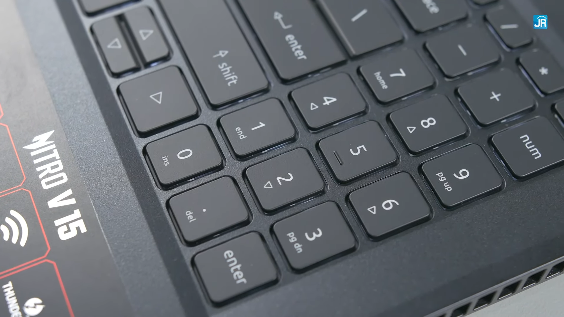 Review Acer Nitro V 15 (ANV15-51): Laptop Gaming Murah dengan CPU 8-Core dan RTX 4050 14 Acer Nitro V 15 24