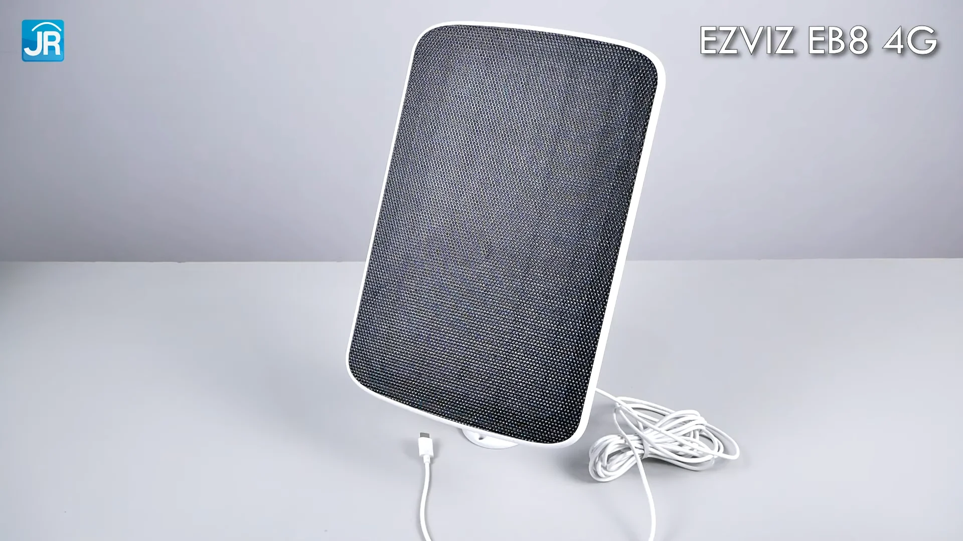 Review EZVIZ EB8 4G: Kamera Wire-Free 4G Tahan Air dengan Banyak Fitur 8 EZVIZ EB8 4G dengan Solar Charging Panel 8