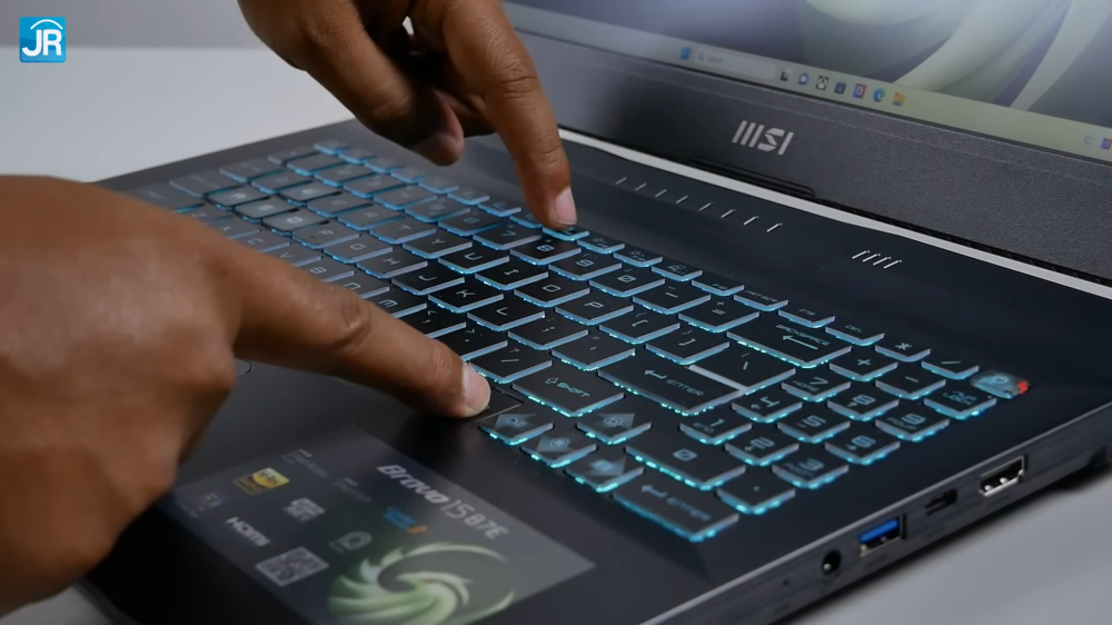 Review MSI Bravo 15 B7ED: Laptop Gaming Full AMD Bisa Semurah Ini! 13 MSI Bravo 15 B7ED 23