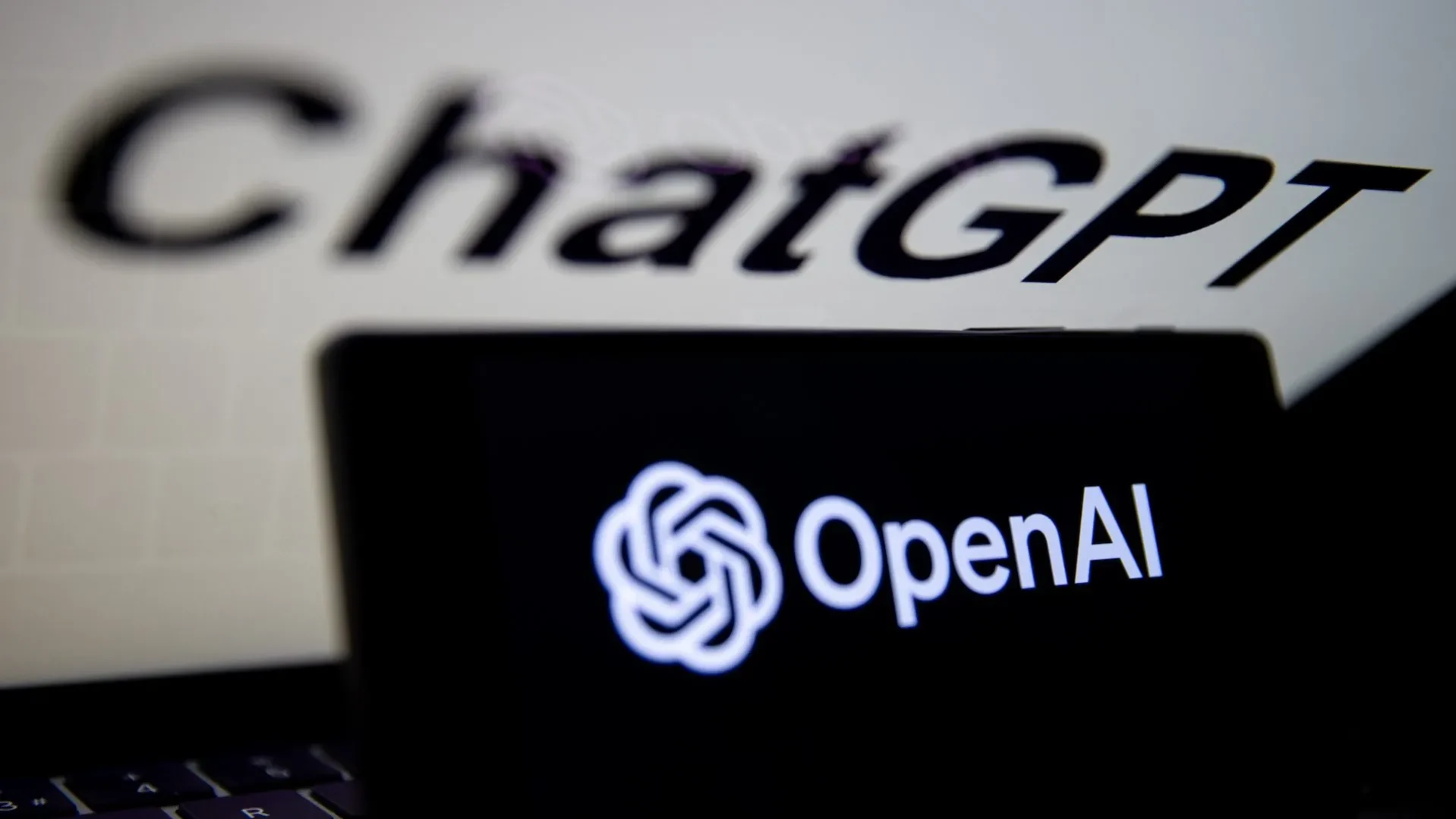 OpenAI Pertimbangkan Iklan di ChatGPT 1 Di Tengah Huru-Hara, OpenAI Rilis Fitur ChatGPT Voice Untuk Pengguna Gratis
